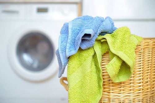 การทำความสะอาดผ้าเช็ดตัว ที่อาจมีเชื้อโรคมากกว่าที่คิด ควรซักผ้าเช็ดตัวบ่อยแค่ไหน?