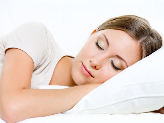 วิธีการดูแลสุขภาพ ควรนอนพักผ่อนให้เพียงพอ